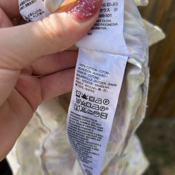 Levi’s ‘Moneta Smocked’ Midi Dress - Picture 4 of 4